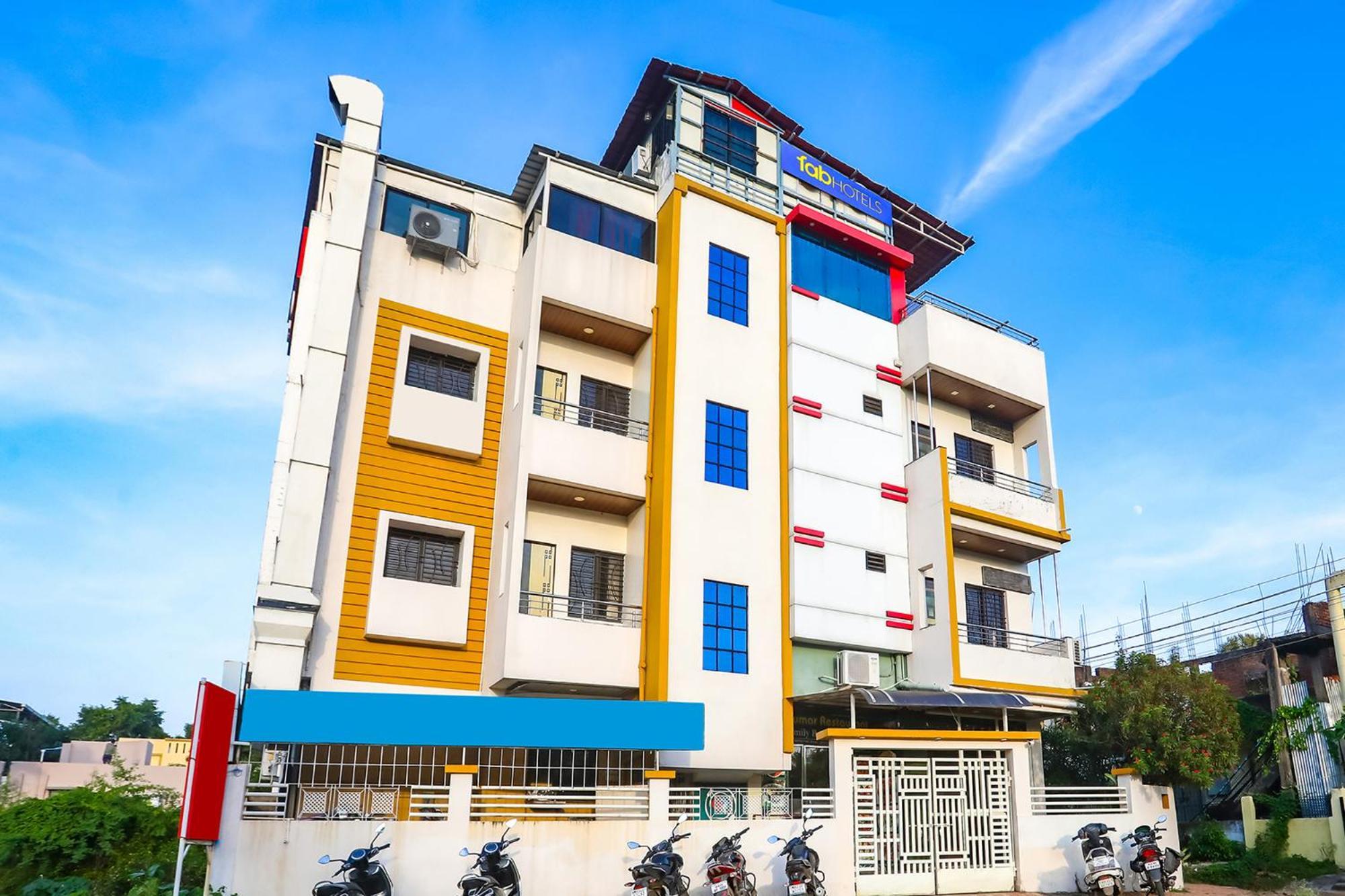 Fabhotel Legacy I - Hingna Road Khāpri Kültér fotó